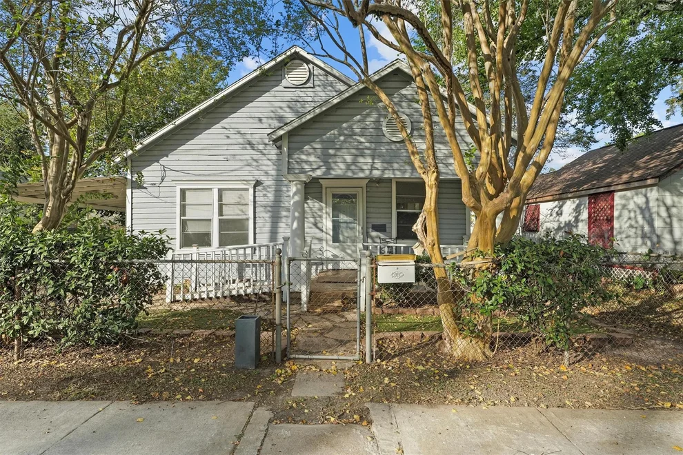 Unit for sale at 4029 Lucille Street, Houston, TX 77026