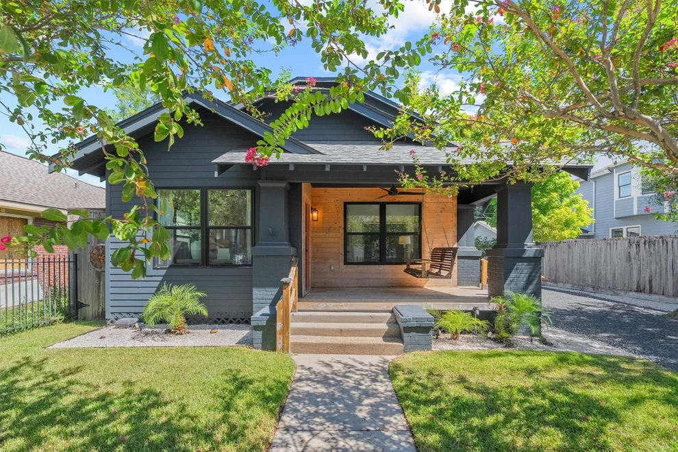 Unit for sale at 107 Munford Street, Houston, TX 77008
