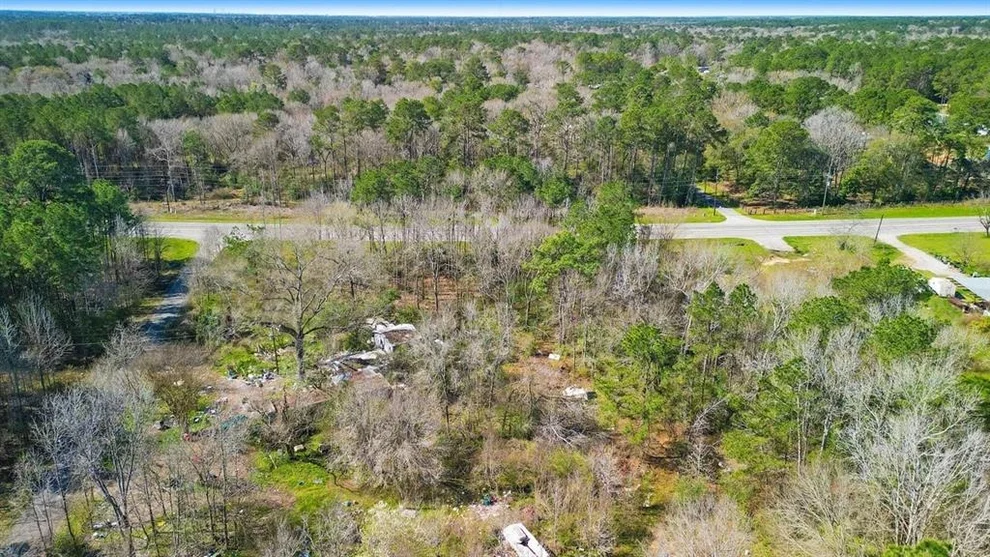 Unit for sale at 10692 Hart Road, Conroe, TX 77306