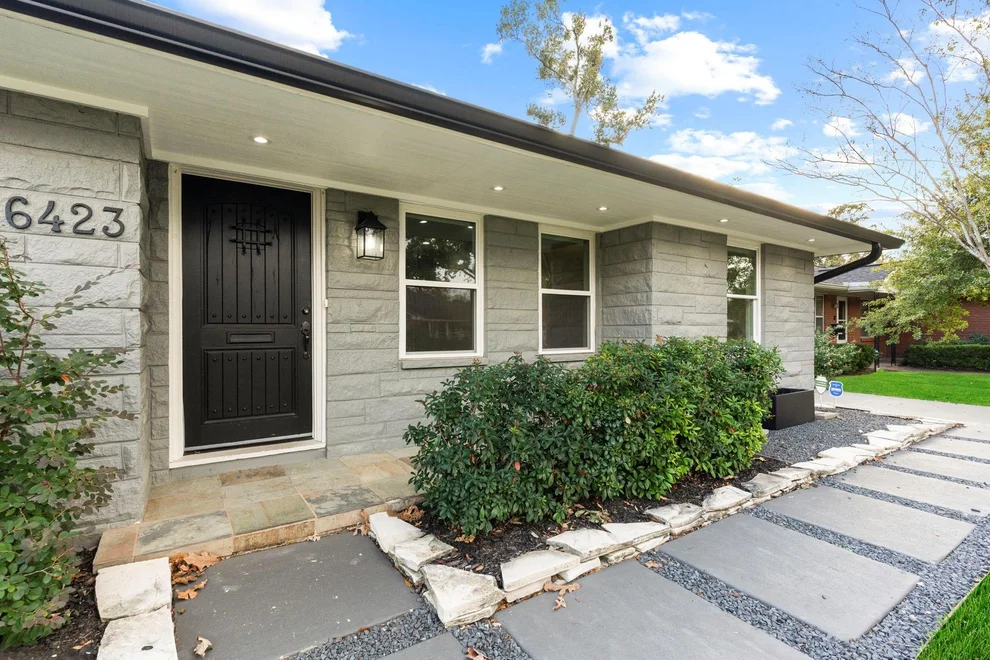 Unit for sale at 6423 Pineshade Lane, Houston, TX 77008