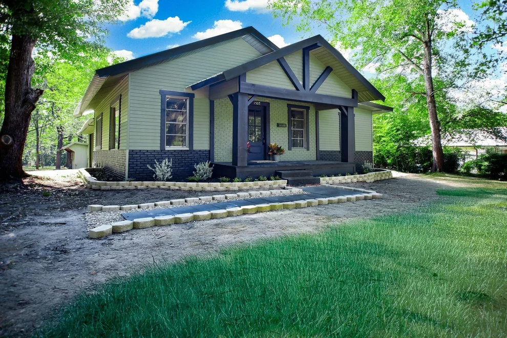 Unit for sale at 1507 Pershing Avenue Avenue, Lufkin, TX 75904