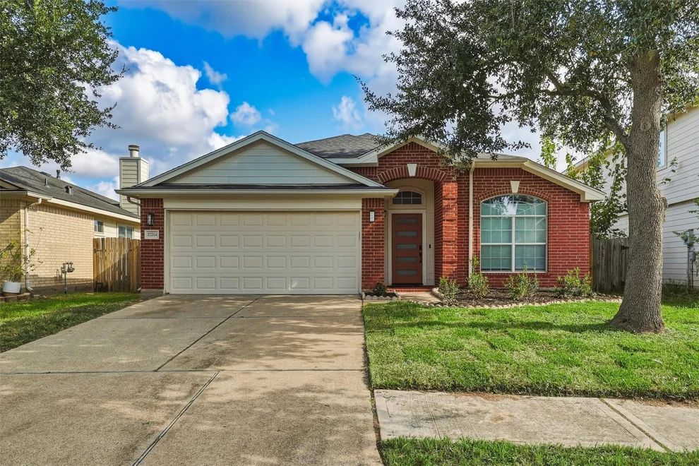 Unit for sale at 17214 Lilac Vale Court, Houston, TX 77084