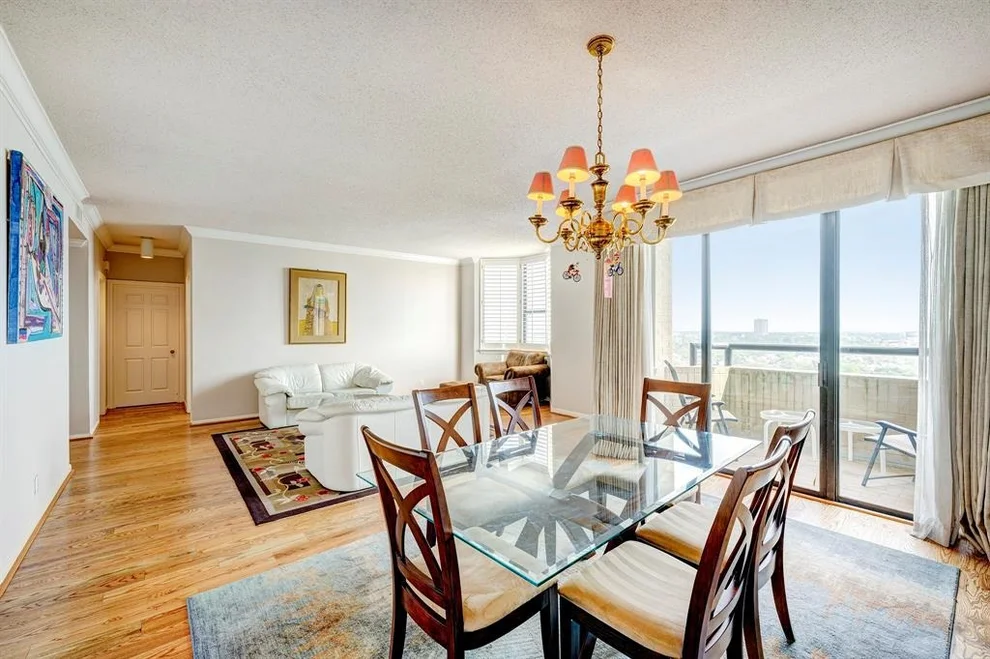 Unit for sale at 651 Bering Drive, Houston, TX 77057