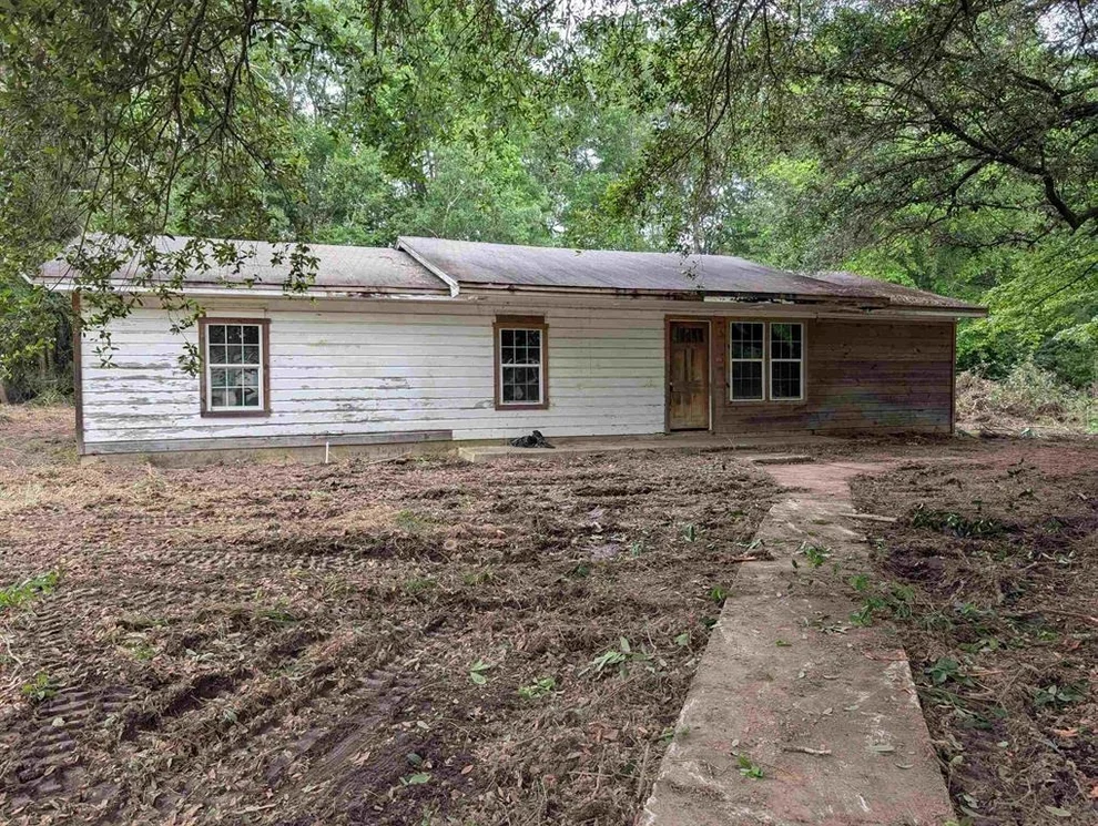 Unit for sale at 123 Helen St, Kirbyville, TX 75956