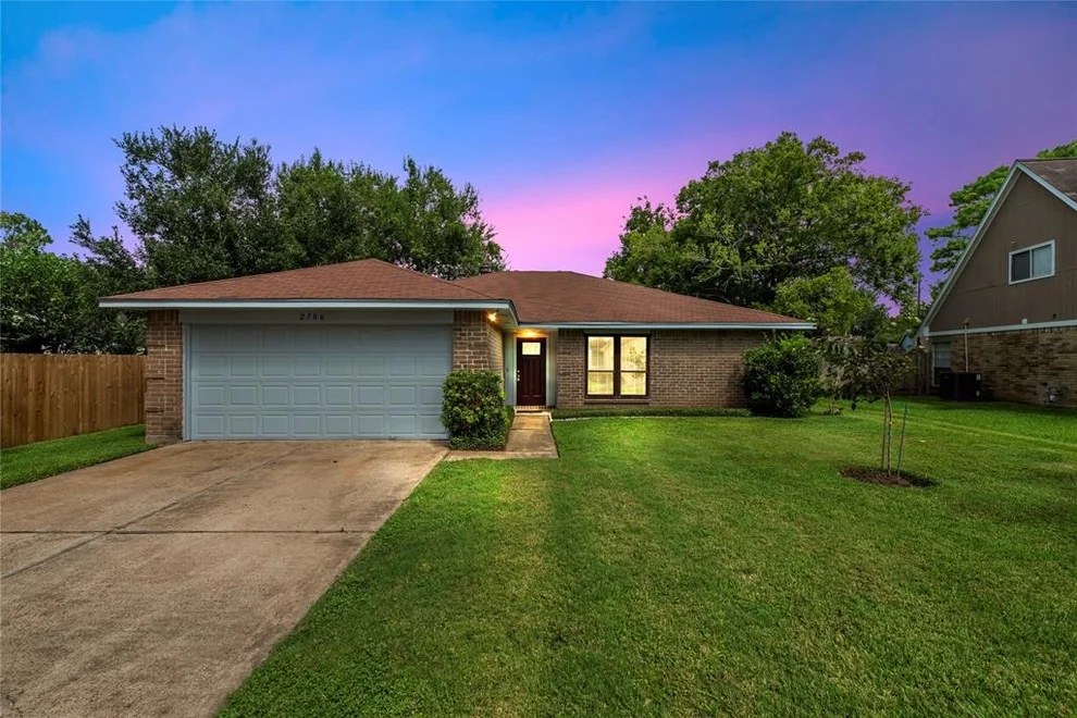 Unit for sale at 2706 Indian Trail Drive, Missouri City, TX 77489