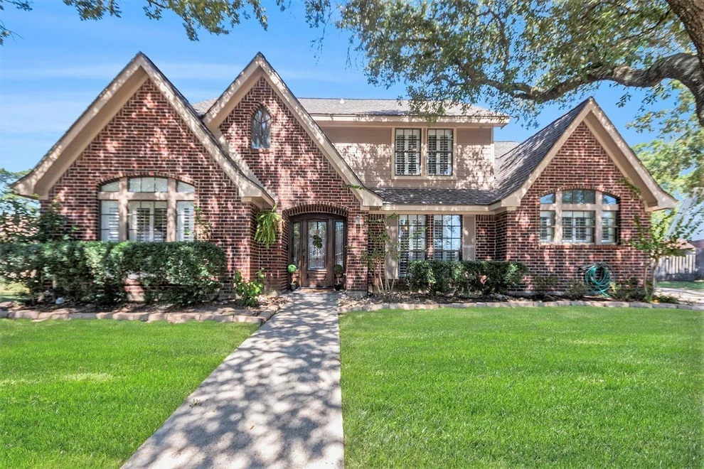 Unit for sale at 3410 Del Norte Drive, Baytown, TX 77521