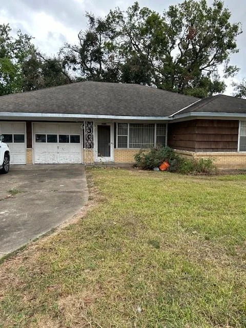 Unit for sale at 2114 Bingle Road, Houston, TX 77055