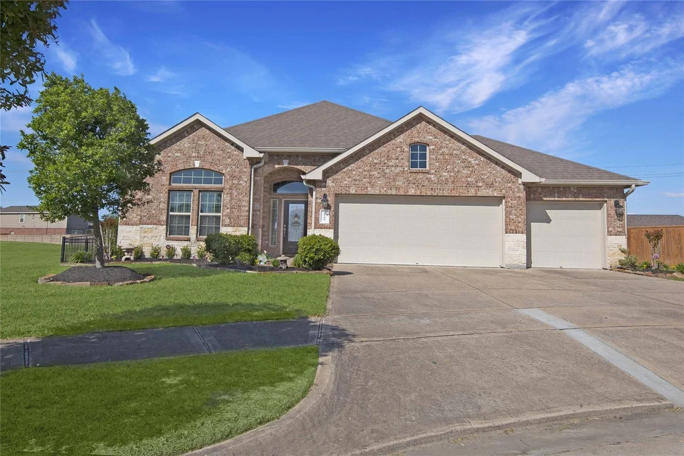 Unit for sale at 2757 Maxway Ct Court, League City, TX 77573