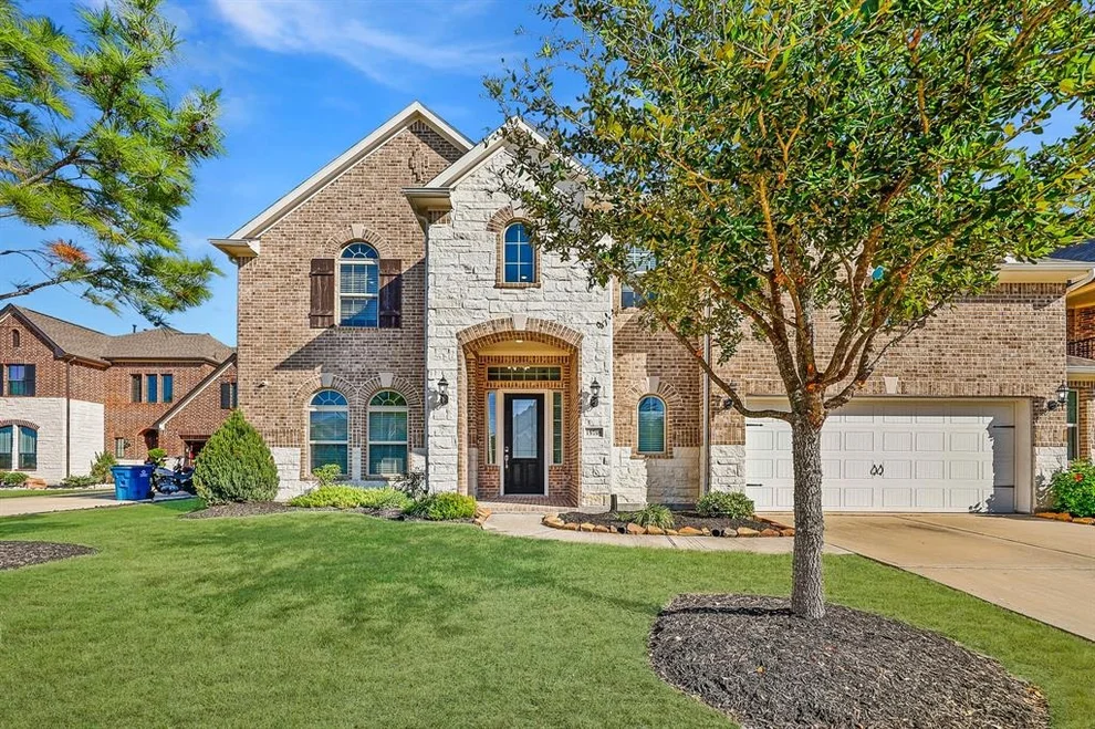 Unit for sale at 15718 Ballater Ridge Lane, Humble, TX 77346