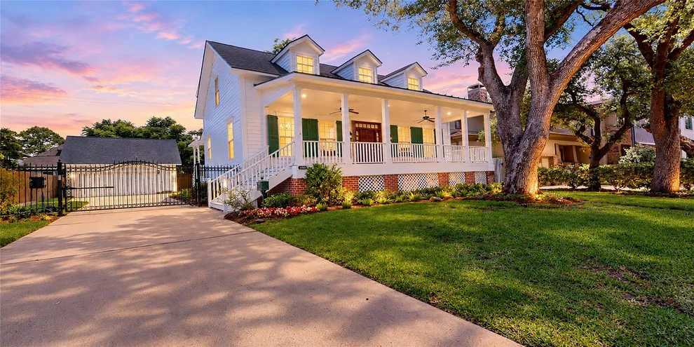 Unit for sale at 4050 Dumbarton Street, Houston, TX 77025