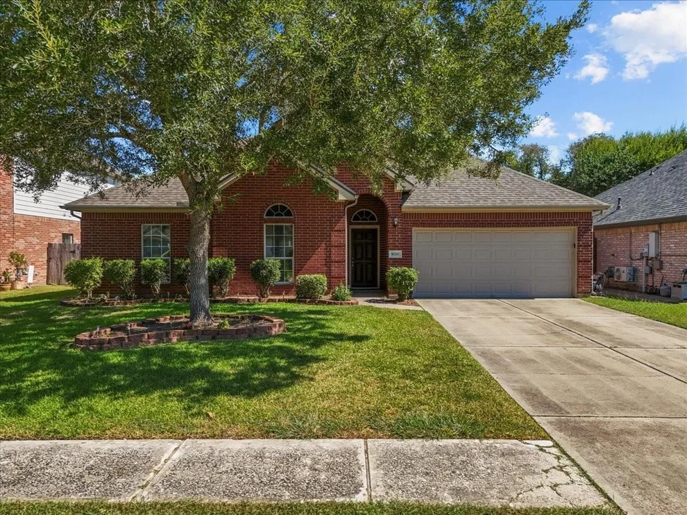 Unit for sale at 1020 Rio Grande Street, League City, TX 77573