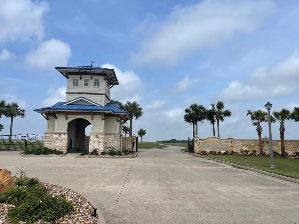 Unit for sale at 3050 Costa Springs Loop, Palacios, TX 77465