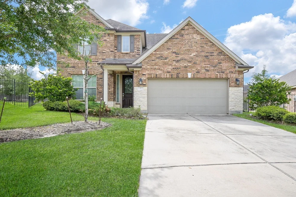 Unit for sale at 7 Florentino Vine Place, Magnolia, TX 77354