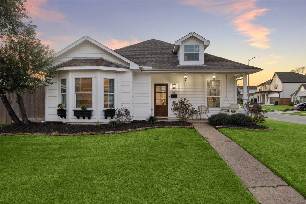 Unit for sale at 4113 Ella Boulevard, Houston, TX 77018