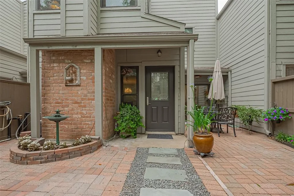 Unit for sale at 11705 Lakeside Place Drive, Houston, TX 77077
