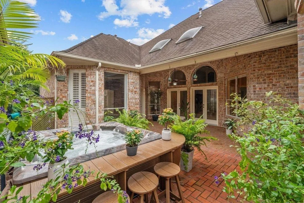 Unit for sale at 5038 Huntwick Parc Court, Houston, TX 77069