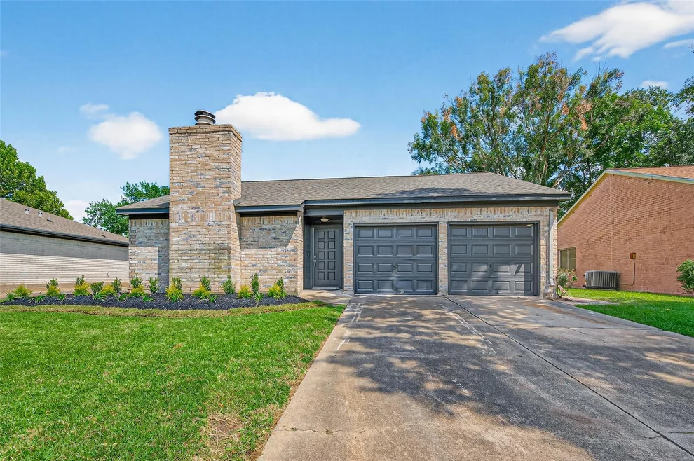 Unit for sale at 2015 Windy Meadow Drive, Sugar Land, TX 77478