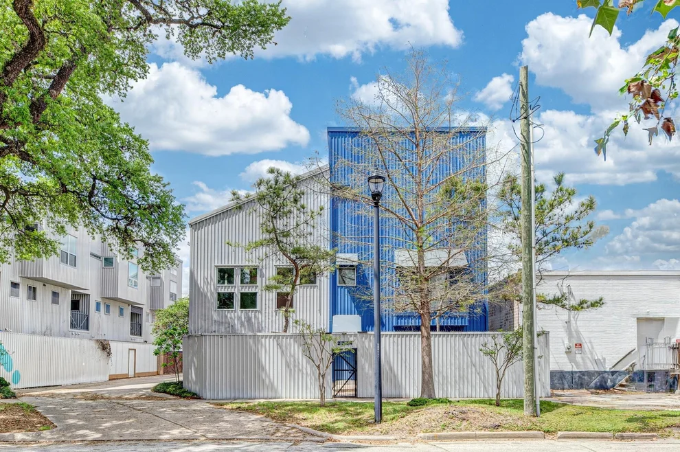 Unit for sale at 2714 Chenevert Street, Houston, TX 77004