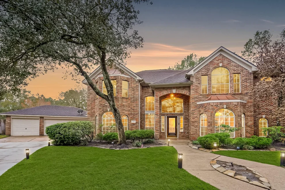 Unit for sale at 12903 Ryaneagles Circle, Houston, TX 77044