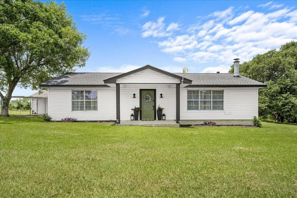 Unit for sale at 4228 Fm 390 Road W, Burton, TX 77835