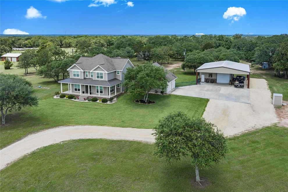 Unit for sale at 1572 County Road 134, Hallettsville, TX 77964
