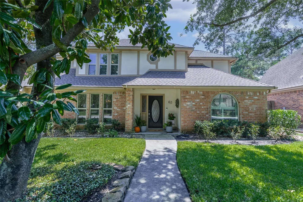 Unit for sale at 62 Split Rock Road, The Woodlands, TX 77381