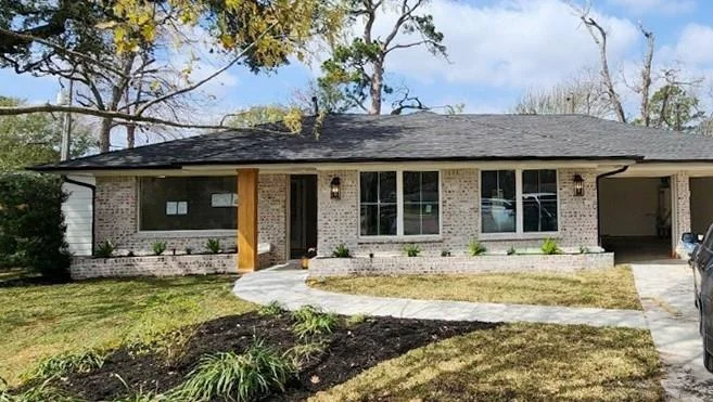 Unit for sale at 10438 Brinwood Drive, Houston, TX 77043