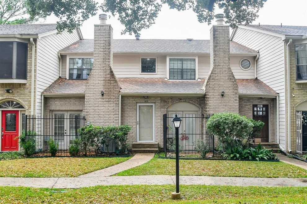 Unit for sale at 800 Country Place Drive, Houston, TX 77079