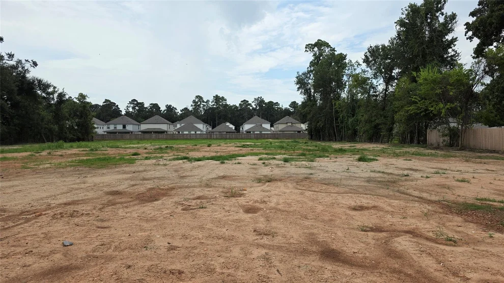 Unit for sale at 6706 Maple Drive, Humble, TX 77338