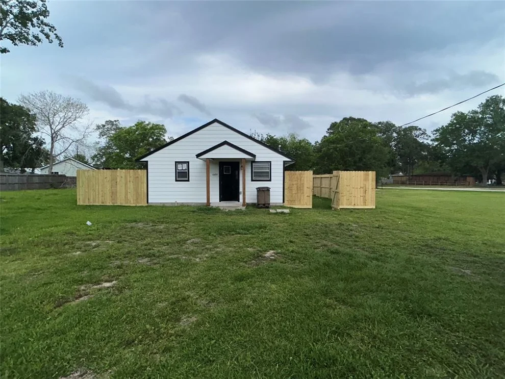 Unit for sale at 4409 Saint Goar St, Dickinson, TX 77539