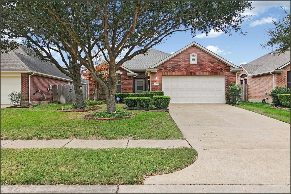 Unit for sale at 4927 Ivory Meadows Lane, Houston, TX 77084