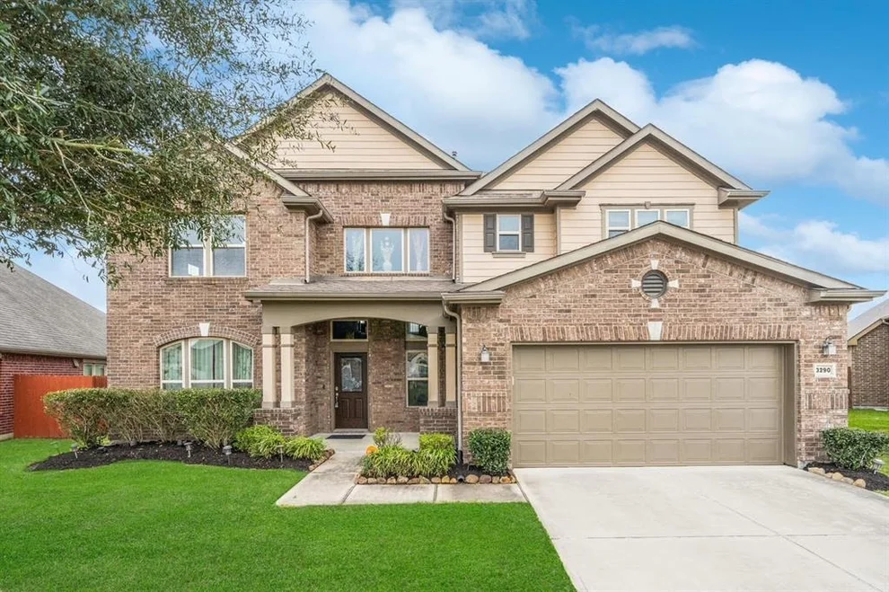 Unit for sale at 3290 Regal Park Lane, Pearland, TX 77584