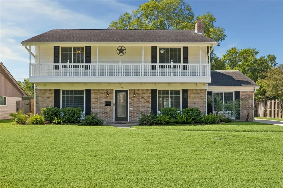 Unit for sale at 426 Pebblebrook Drive, Seabrook, TX 77586
