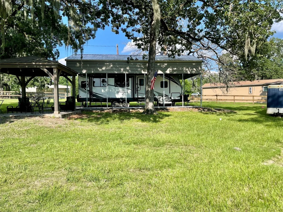 Unit for sale at 520 Lake Shore Drive, Trinity, TX 75862