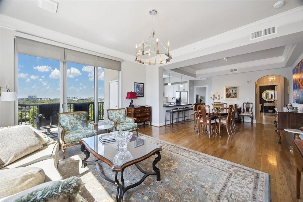 Unit for sale at 3333 Allen Parkway, Houston, TX 77019