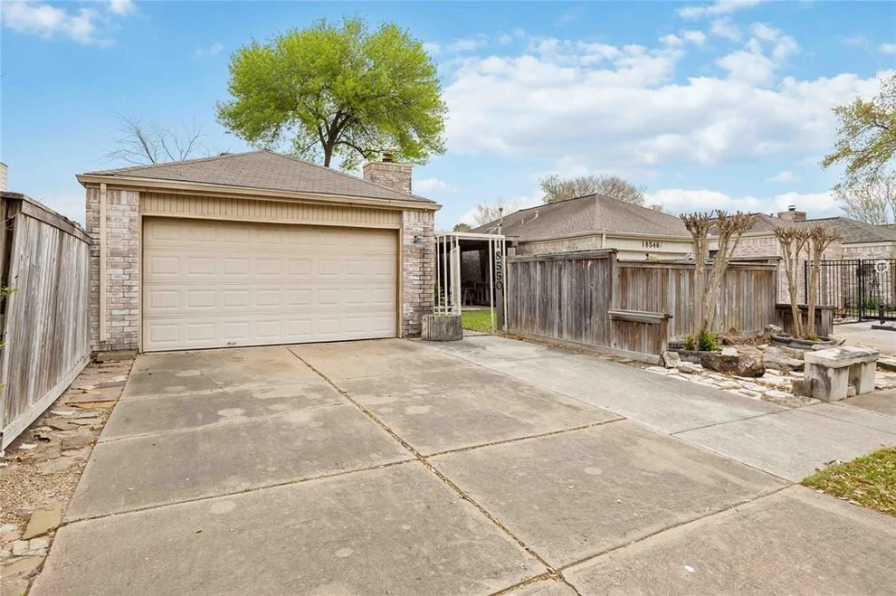 Unit for sale at 18550 Denise Dale Lane, Houston, TX 77084