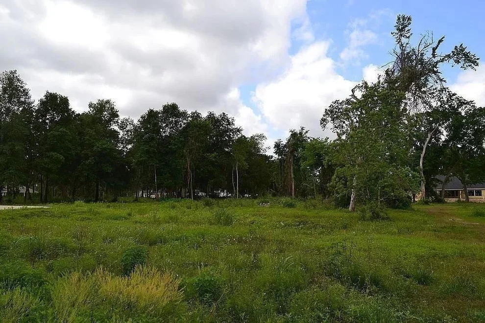Unit for sale at 4602 Cottonwood Run, Alvin, TX 77511