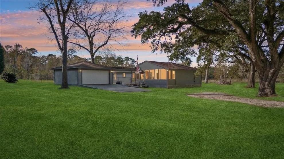 Unit for sale at 313 Roy Road, Wallisville, TX 77597