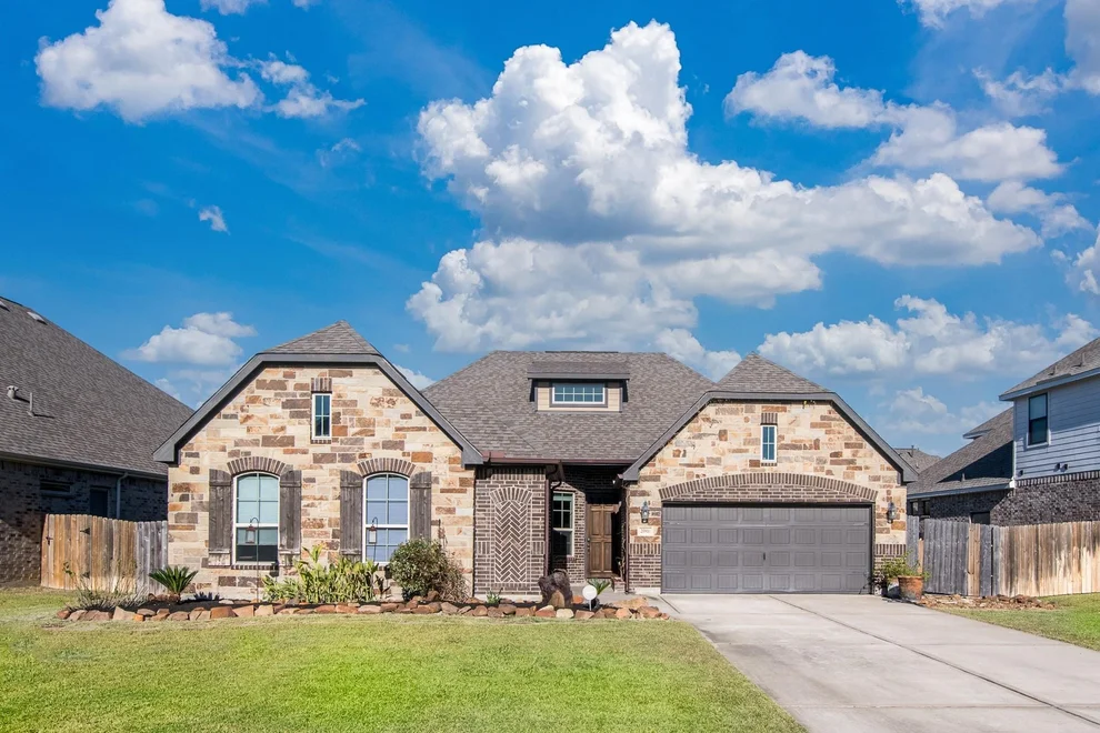 Unit for sale at 20810 Silver Lance Drive, Tomball, TX 77375