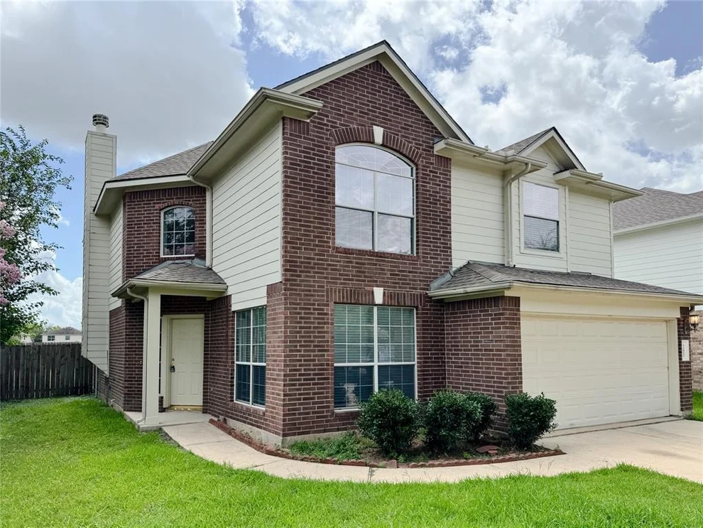 Unit for sale at 11822 Remington Run Lane, Houston, TX 77066
