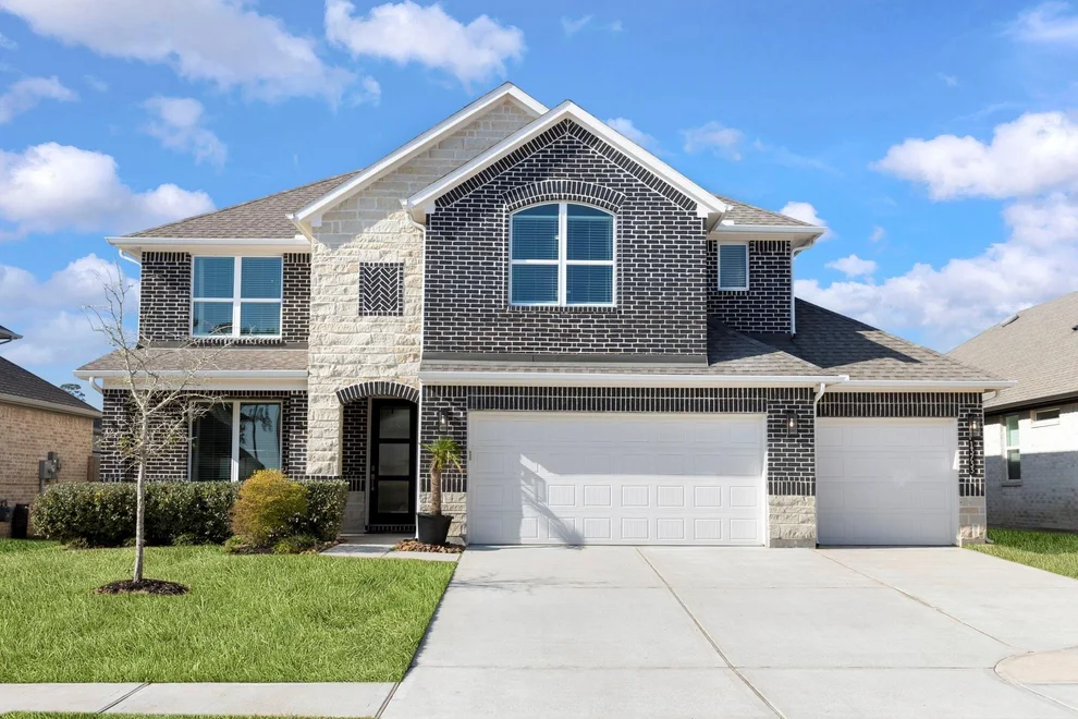 Unit for sale at 13733 Rising Sun Lane, Conroe, TX 77384