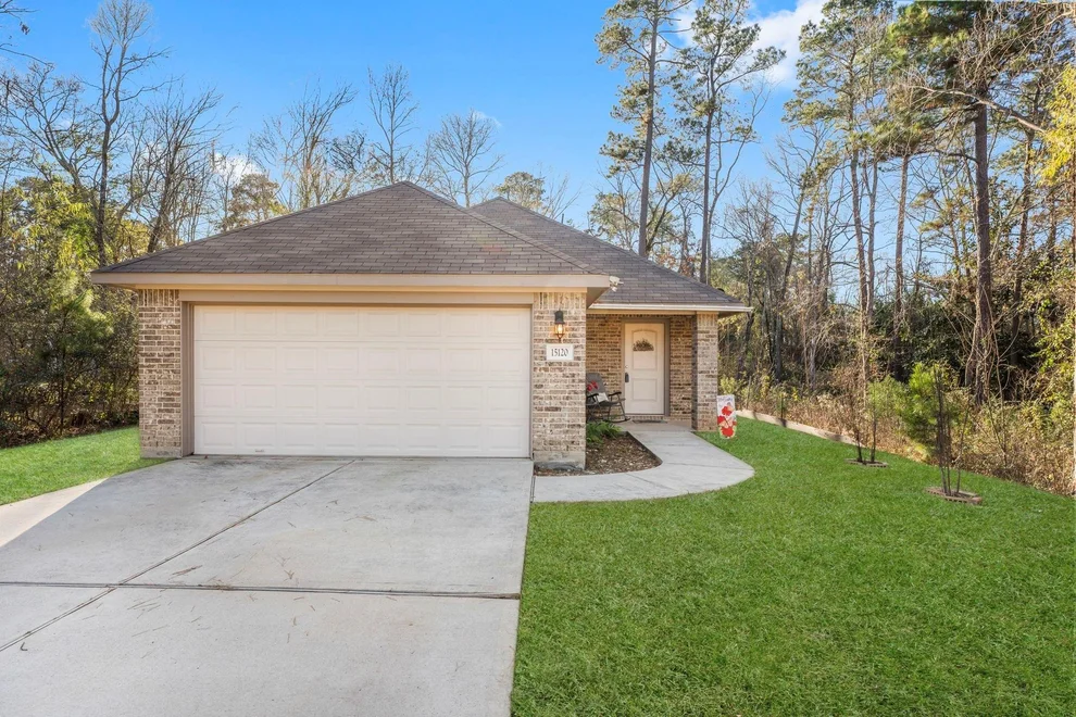 Unit for sale at 15120 Arrowhead Loop E, Willis, TX 77378