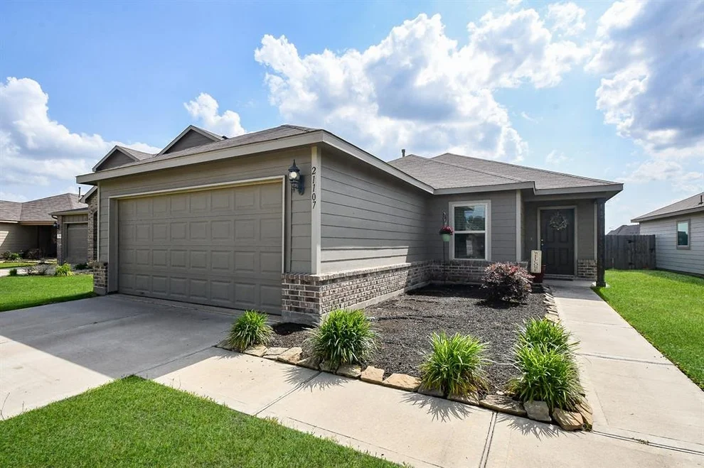 Unit for sale at 21107 Secret Garden Lane, Tomball, TX 77377