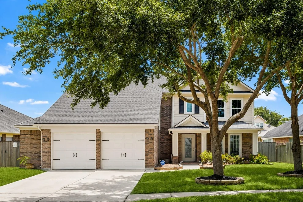 Unit for sale at 3915 Eastland Lake Drive, Richmond, TX 77406