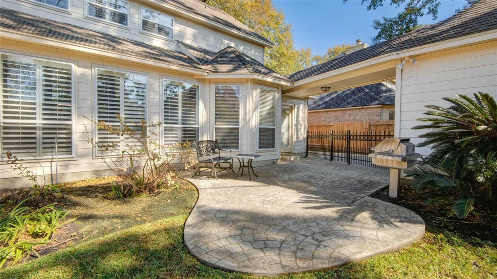 Unit for sale at 13215 Jessica Lane, Houston, TX 77069