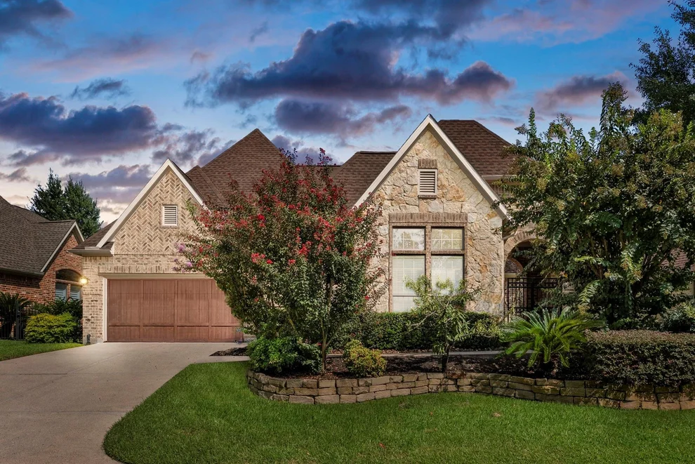 Unit for sale at 42 S Mews Wood Court, The Woodlands, TX 77381