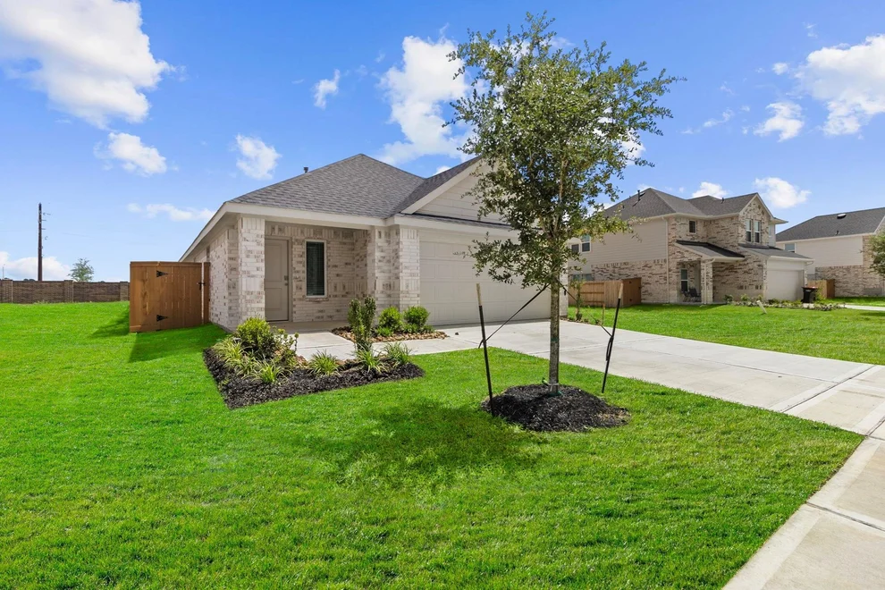 Unit for sale at 21730 Piazza Maggiore Lane, Tomball, TX 77447