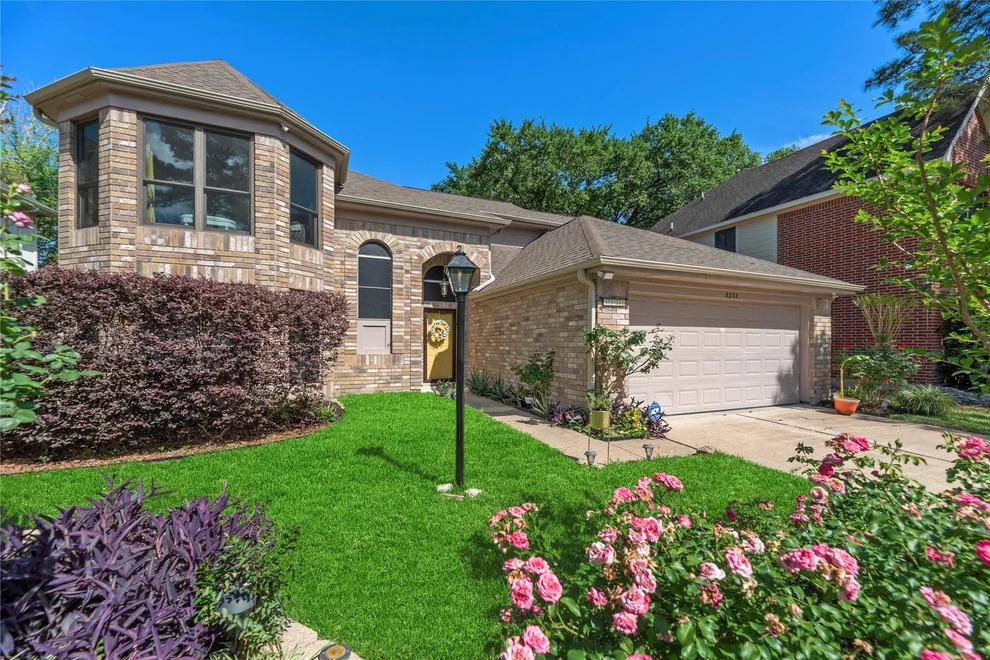 Unit for sale at 3222 Autumn Bridge Lane, Houston, TX 77084