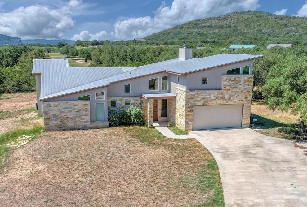 Unit for sale at 51 Starry Night, Concan, TX 78838