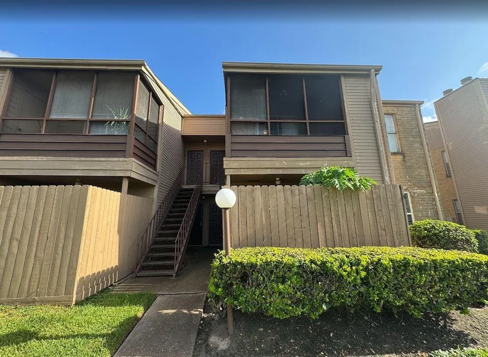 Unit for sale at 10555 Turtlewood Court, Houston, TX 77072
